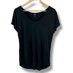 Paige Women's Size L V-Neck Tee Shirt Solid Black Round Hem Casual Basic